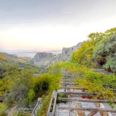 Archondiko Zafeiridi *